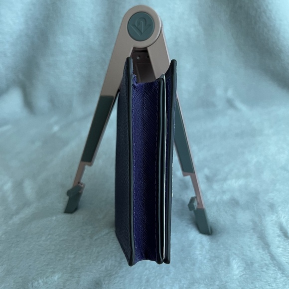 Michael Kors Mercer Leather Card Case - Iris (Purple) - Picture 3 of 10